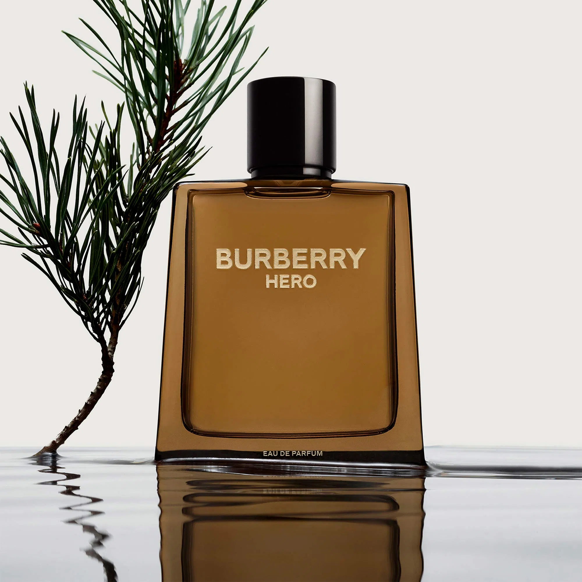 Perfume Burberry Hero EDP (M) / 100 ml - 3614228838016- Prive Perfumes Honduras